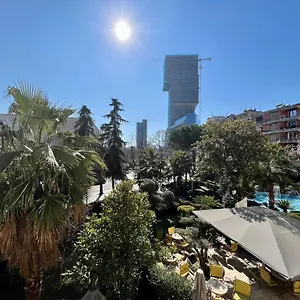 Appartement In Skanderbeg Square - Center 1, Tirana