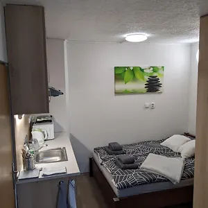 zkontrolujte dostupnost